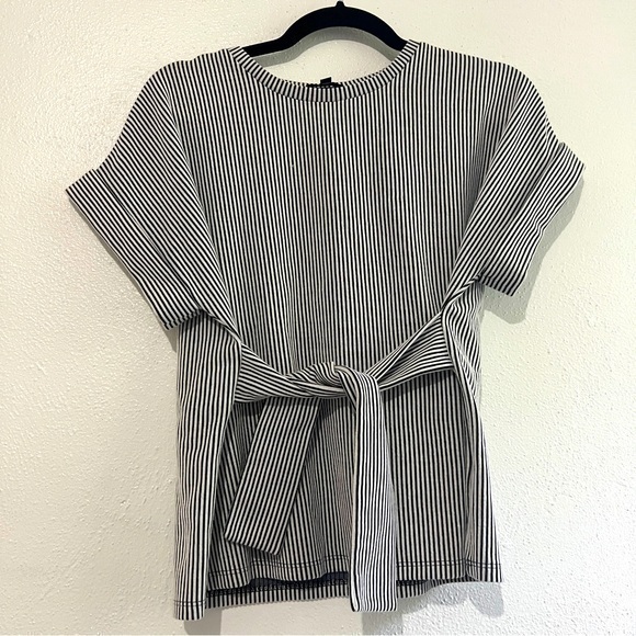 Express Tops - Express striped top w/short cuffed cap sleeves & waist tie. Sz XS. Preowned. EUC